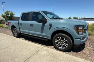 Ford F-150 2023 4x4 XL 4dr SuperCrew 5.5 ft. SB