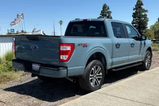 Ford F-150 2023 4x4 XL 4dr SuperCrew 5.5 ft. SB