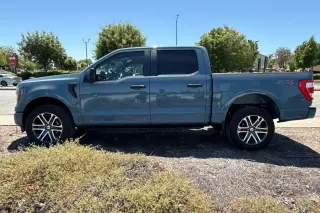 Ford F-150 2023 4x4 XL 4dr SuperCrew 5.5 ft. SB