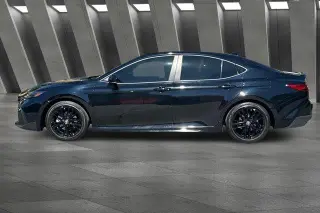 Toyota Camry 2025 SE 4dr Sedan