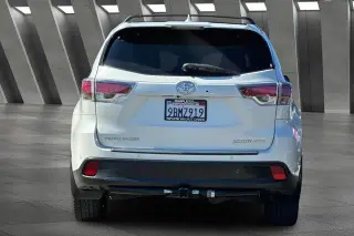 Toyota Highlander 2015 AWD Limited Platinum 4dr SUV