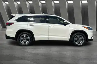 Toyota Highlander 2015 AWD Limited Platinum 4dr SUV