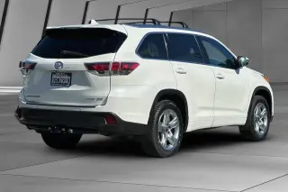 Toyota Highlander 2015 AWD Limited Platinum 4dr SUV