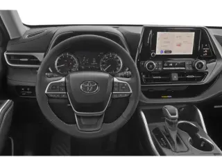 Toyota Highlander 2023 AWD XLE 4dr SUV