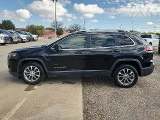 Jeep Cherokee 2019 Latitude Plus 4dr SUV
