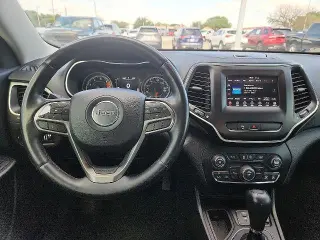 Jeep Cherokee 2019 Latitude Plus 4dr SUV