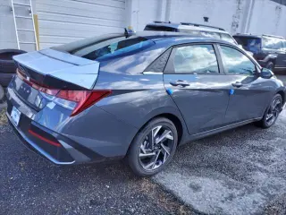 Hyundai ELANTRA 2025 SEL Convenience 4dr Sedan