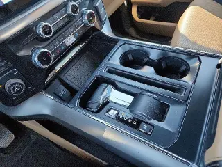 Ford F-150 2023 4x4 Lariat 4dr SuperCrew 5.5 ft. SB