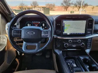Ford F-150 2023 4x4 Lariat 4dr SuperCrew 5.5 ft. SB