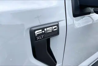 Ford F-150 2023 4x4 Lariat 4dr SuperCrew 5.5 ft. SB