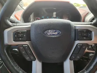 Ford F-150 2018 4x4 Platinum 4dr SuperCrew 5.5 ft. SB