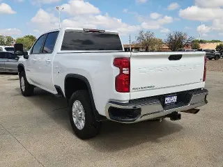 Chevrolet Silverado 2500HD 2023 4x4 LT 4dr Crew Cab SB