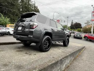 Toyota 4Runner 2021 4x4 SR5 Premium 4dr SUV