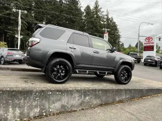 Toyota 4Runner 2021 4x4 SR5 Premium 4dr SUV