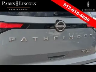 Nissan Pathfinder 2022 AWD Platinum 4dr SUV