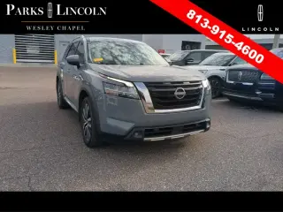 Nissan Pathfinder 2022 AWD Platinum 4dr SUV