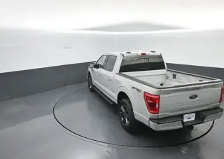 Ford F-150 2023 4x4 XLT 4dr SuperCrew 5.5 ft. SB