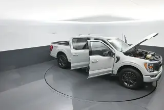 Ford F-150 2023 4x4 XLT 4dr SuperCrew 5.5 ft. SB
