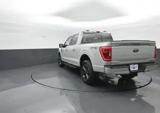 Ford F-150 2023 4x4 XLT 4dr SuperCrew 5.5 ft. SB