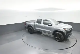Chevrolet Colorado 2025 4x4 Trail Boss 4dr Crew Cab 5 ft. SB