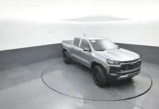 Chevrolet Colorado 2025 4x4 Trail Boss 4dr Crew Cab 5 ft. SB
