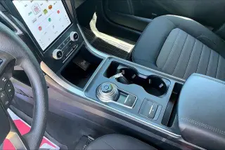 Ford Edge 2022 AWD SE 4dr Crossover