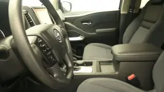 Nissan Frontier 2024 4x4 SV 4dr Crew Cab 5 ft. SB