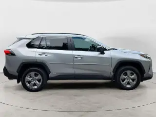 Toyota RAV4 Hybrid 2024 AWD LE 4dr SUV