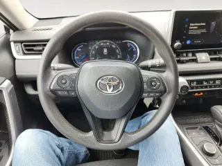 Toyota RAV4 Hybrid 2024 AWD LE 4dr SUV