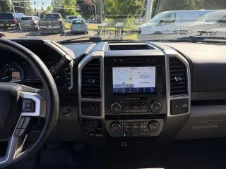 Ford F-150 2020 4x4 Lariat 4dr SuperCrew 6.5 ft. SB