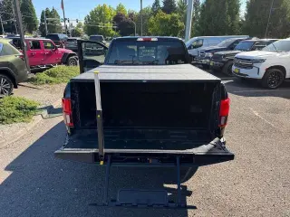 Ford F-150 2020 4x4 Lariat 4dr SuperCrew 6.5 ft. SB