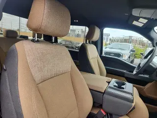 Ford F-150 2023 4x4 Lariat 4dr SuperCrew 6.5 ft. SB
