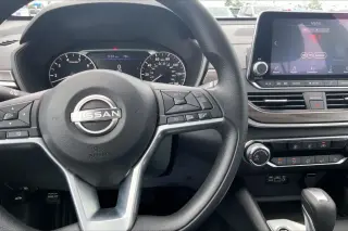 Nissan Altima 2025 2.5 SV 4dr Sedan