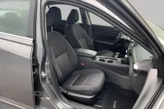 Nissan Altima 2025 2.5 SV 4dr Sedan