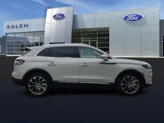 Lincoln Nautilus 2022 AWD Reserve 4dr SUV