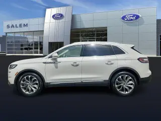 Lincoln Nautilus 2022 AWD Reserve 4dr SUV