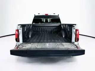 Ford F-150 2022 4x4 XLT 4dr SuperCrew 5.5 ft. SB