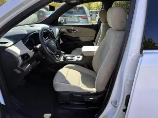 Chevrolet Traverse 2023 4x4 LS 4dr SUV w/1LS