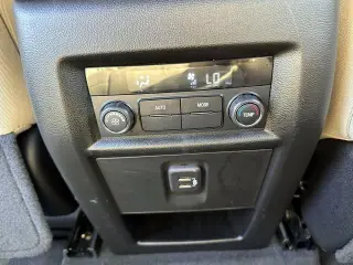 Chevrolet Traverse 2023 4x4 LS 4dr SUV w/1LS