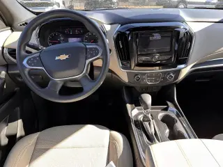 Chevrolet Traverse 2023 4x4 LS 4dr SUV w/1LS