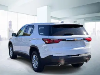 Chevrolet Traverse 2023 4x4 LS 4dr SUV w/1LS