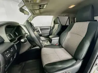 Toyota 4Runner 2018 4x2 SR5 4dr SUV
