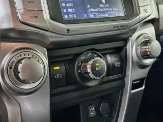 Toyota 4Runner 2018 4x2 SR5 4dr SUV
