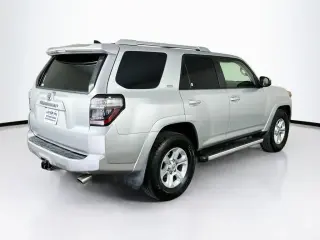Toyota 4Runner 2018 4x2 SR5 4dr SUV