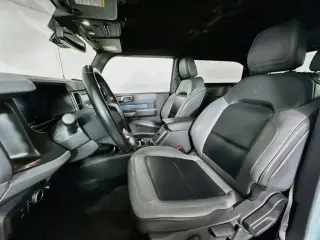 Ford Bronco 2022 4x4 Black Diamond 2dr SUV