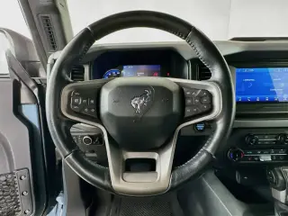 Ford Bronco 2022 4x4 Black Diamond 2dr SUV