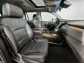 GMC Yukon 2019 4x4 Denali 4dr SUV