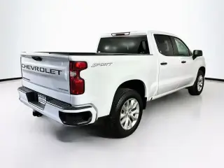 Chevrolet Silverado 1500 2023 4x2 Custom 4dr Crew Cab 5.8 ft. SB
