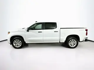 Chevrolet Silverado 1500 2023 4x2 Custom 4dr Crew Cab 5.8 ft. SB