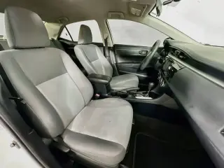 Toyota Corolla 2016 L 4dr Sedan 6M